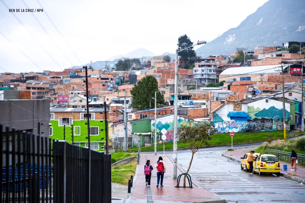 Street scene in a hillside neighborhood of Bogotá, Colombia